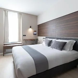 Hotel Ah - Duomo Essence, Milan