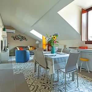 Renovated Penthouse Duomo&via Torino Appartamento