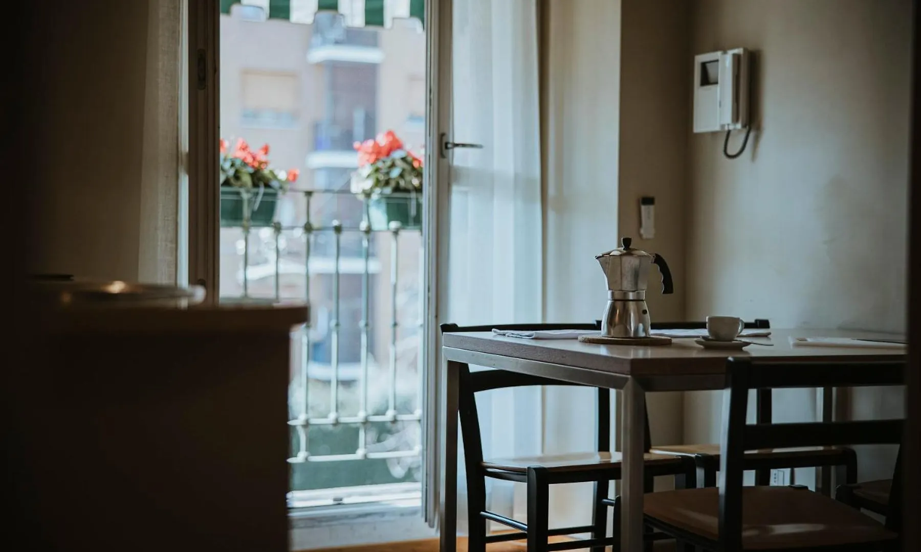 ** Aparthotel Residenza Ascanio Sforza Milano Italia
