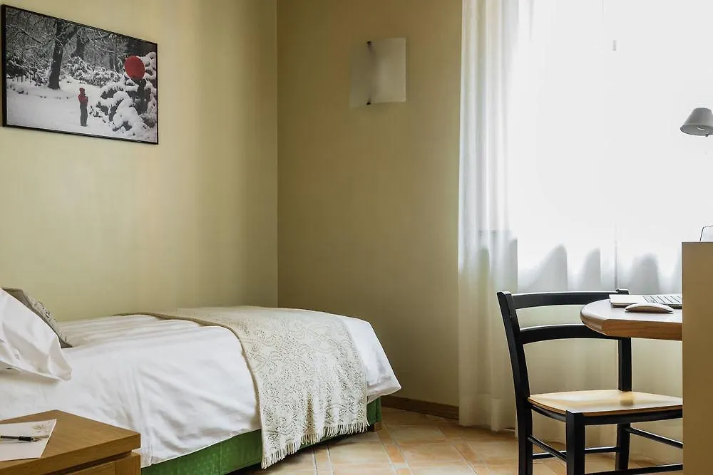 Residenza Ascanio Sforza Milano 2*,